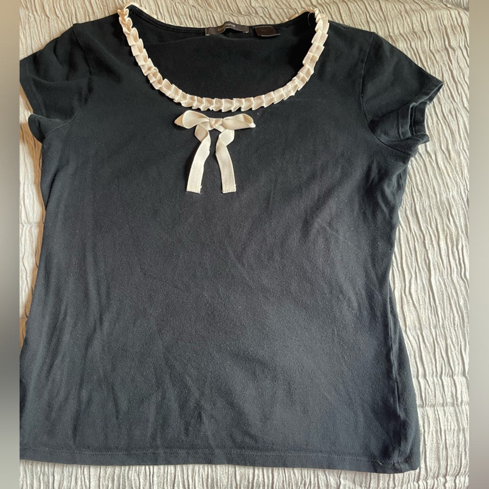 Black Bow Top with Cream Accents